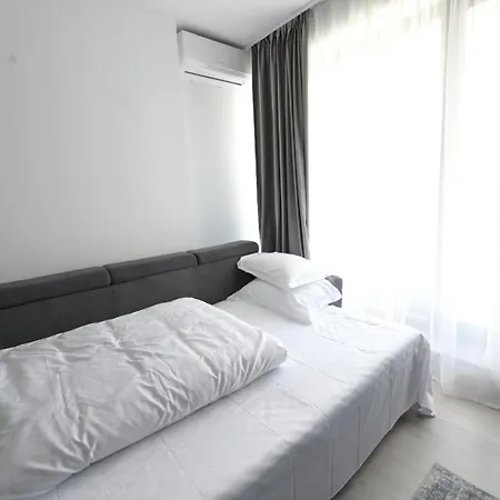 Rezident Proiect -apartament Baneasa , Aproape De Aeroport Si Therme *